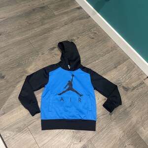 Nike Air Jordan Youth Black Blue Hoodie